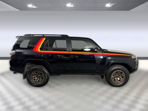 Used 2023 Toyota 4Runner 40th Anniversary SE AWD/4WD image 8