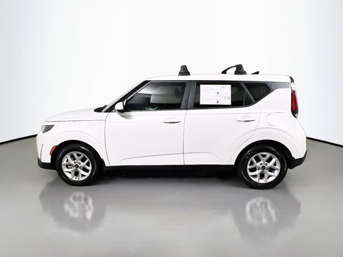 Used 2023 Kia Soul LX w/ Option Group 015 image 9