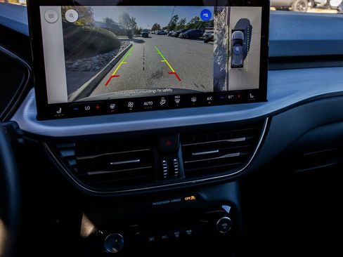 Used 2025 Ford Escape SE w/ PHEV Premium Package image 20