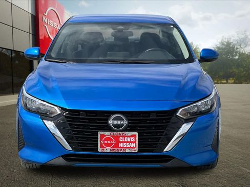 Used 2025 Nissan Sentra SV FWD image 11