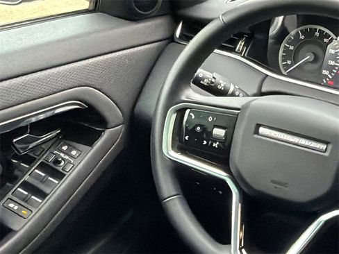 Used 2023 Land Rover Range Rover Evoque S image 23