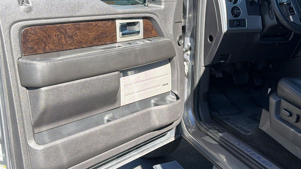 Used 2013 Ford F150 Platinum RWD image 23