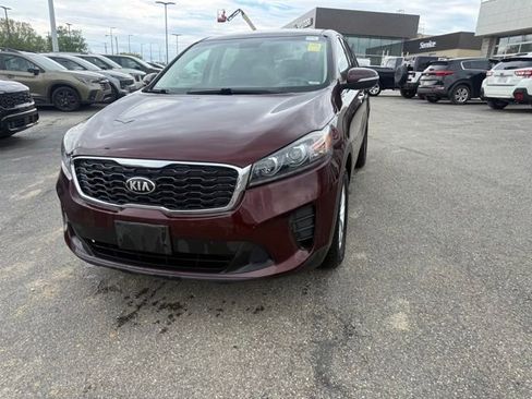 Used 2019 Kia Sorento FWD image 3