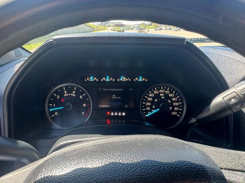 Used 2018 Ford F150 XLT w/ XTR Package image 22