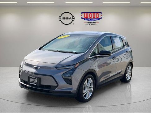 Used 2023 Chevrolet Bolt LT w/ Driver Confidence Package image 7