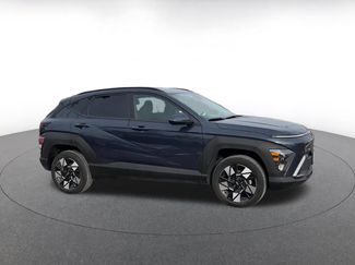 Used 2025 Hyundai Kona SEL video 2