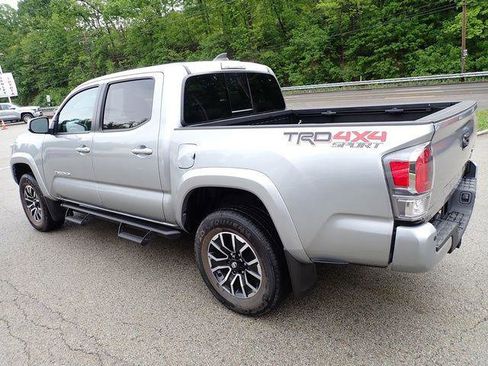 Certified 2023 Toyota Tacoma TRD Sport w/ Technology Package AWD/4WD image 5