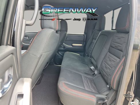 Used 2023 Nissan Frontier Pro-X w/ Technology Package RWD image 12