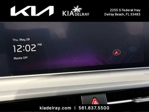 New 2026 Kia Seltos EX FWD image 17