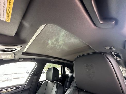 Used 2026 Porsche Macan AWD/4WD image 25
