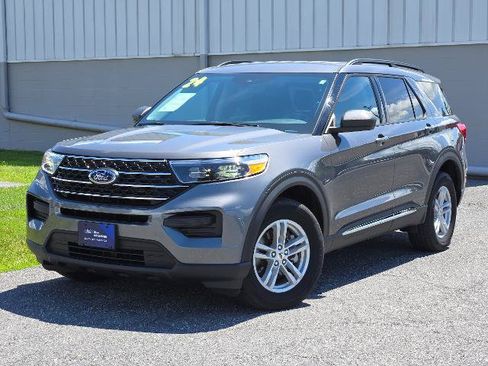 Certified 2024 Ford Explorer XLT AWD/4WD image 1