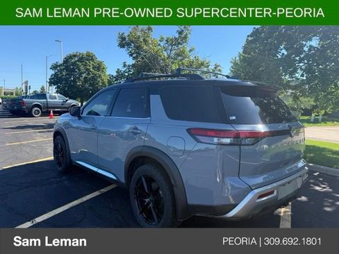 Used 2024 Nissan Pathfinder Platinum AWD/4WD image 5
