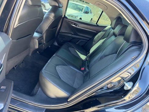 Used 2021 Toyota Camry SE w/ Carpet Mat Package (TMS) image 12