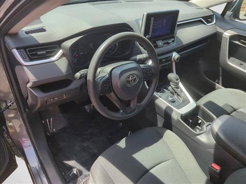 Used 2025 Toyota RAV4 LE AWD/4WD image 13