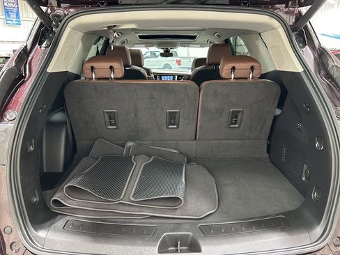 Used 2021 Buick Enclave Avenir w/ Avenir Technology Package image 30