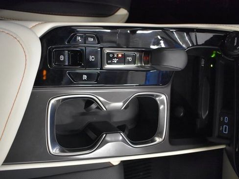 Used 2024 Lexus NX 350h AWD w/ Premium Package image 29