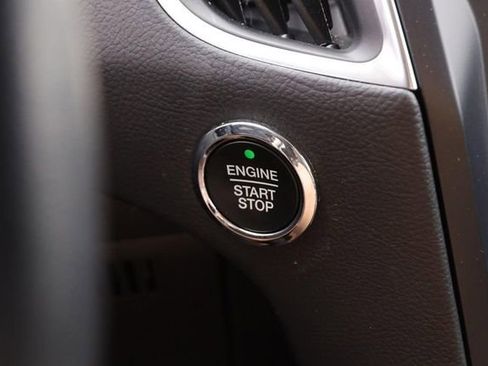 Certified 2024 Ford Edge Titanium image 15