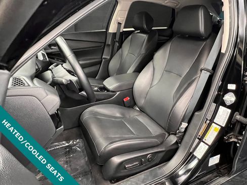 Used 2025 Honda Accord Touring image 3