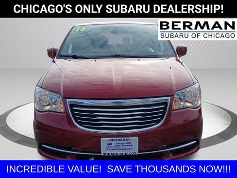 Used 2016 Chrysler Town & Country LX image 32
