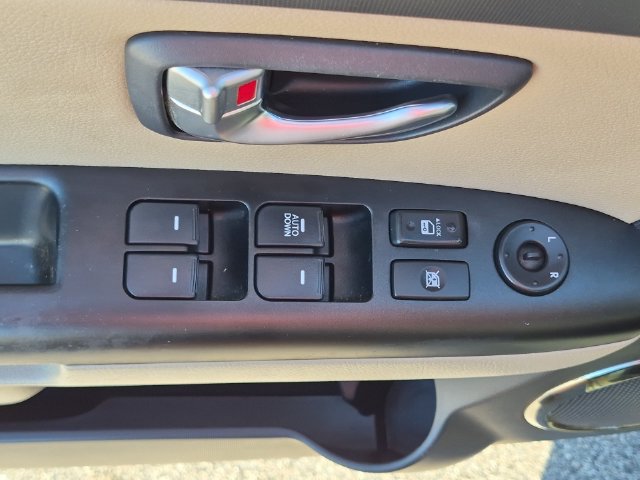 Used 2012 Kia Soul ! FWD image 14