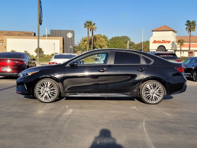 Certified 2023 Kia Forte GT-Line FWD image 9