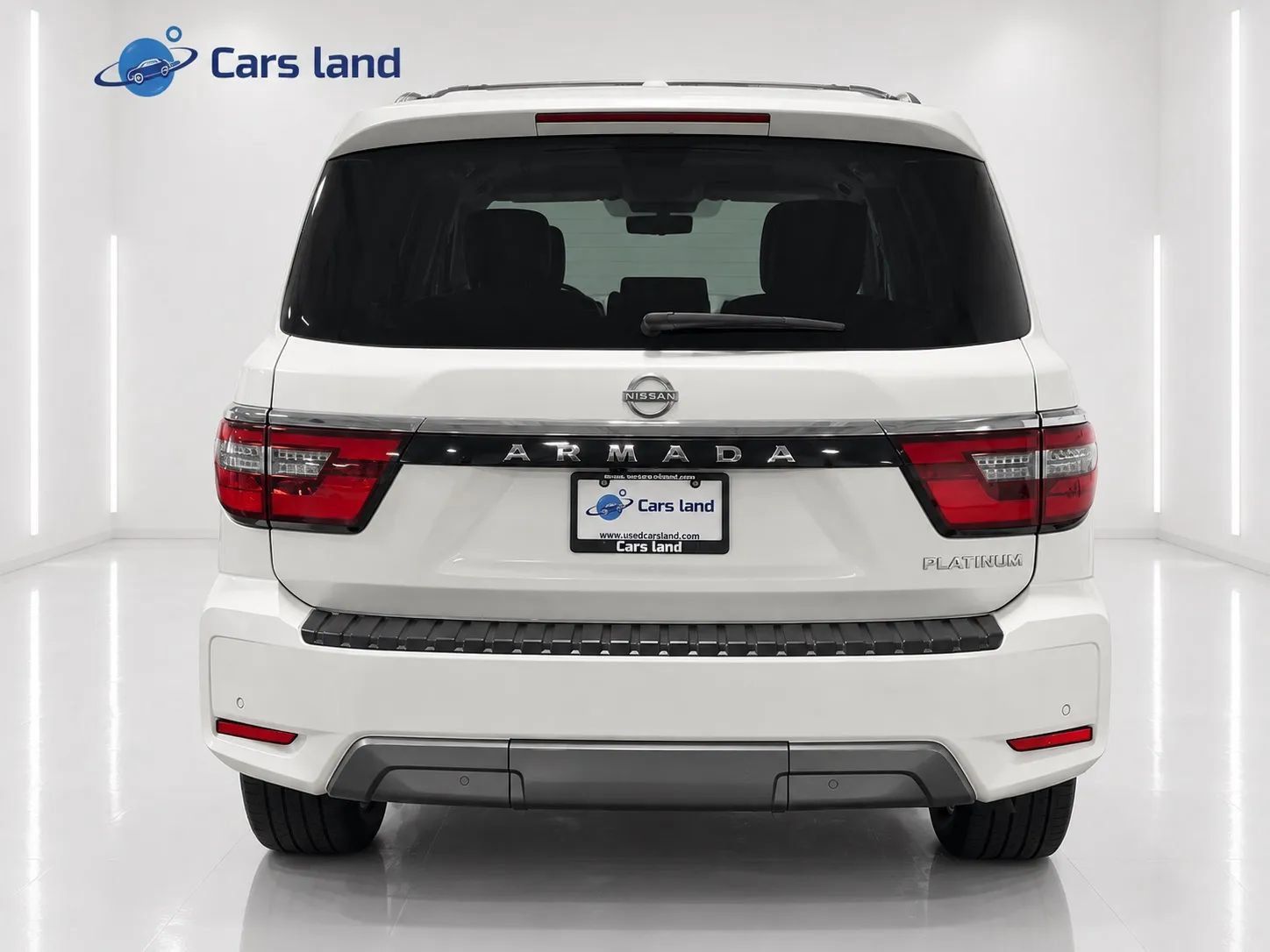 Used 2022 Nissan Armada Platinum w/ Captain's Chairs Package RWD image 4