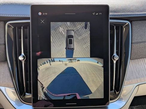 New 2026 Volvo XC90 B6 Ultra image 15