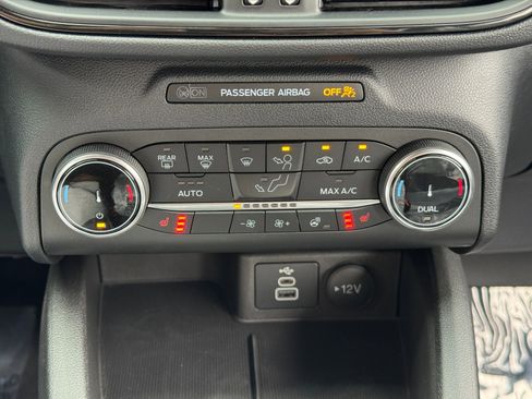 Used 2024 Ford Escape ST-Line Select image 27