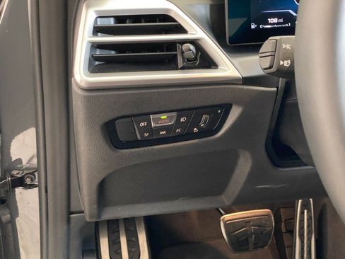 Used 2025 BMW 440i xDrive Coupe w/ Premium Package image 23