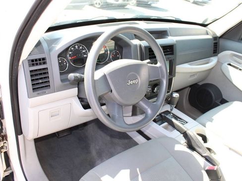 Used 2008 Jeep Liberty Sport w/ Popular Equipment Group AWD/4WD image 13