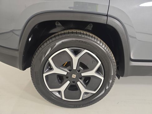 Used 2023 Rivian R1S Launch Edition AWD/4WD image 12