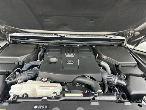 Used 2024 Lexus GX 550 image 30