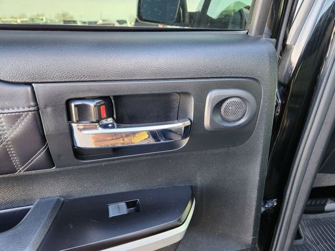 Used 2017 Toyota Tundra Platinum image 13