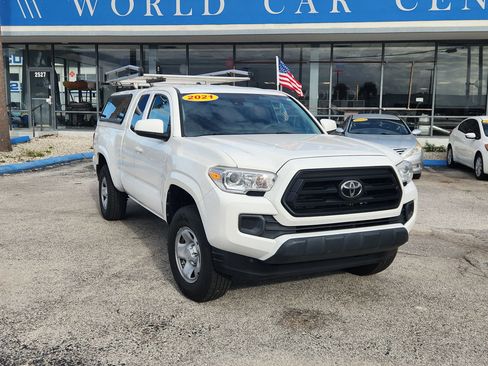 Used 2021 Toyota Tacoma SR image 17