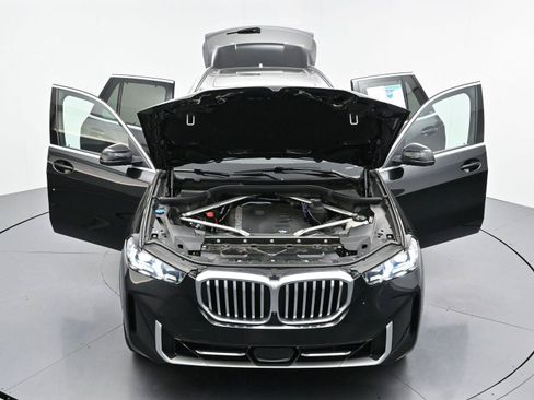 Used 2024 BMW X5 xDrive40i AWD/4WD image 48