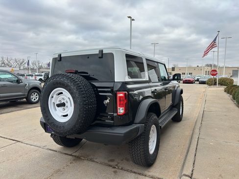 New 2025 Ford Bronco Heritage Edition image 5