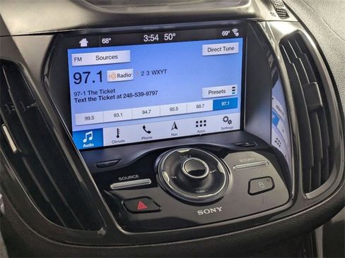 Used 2016 Ford Escape Titanium image 22