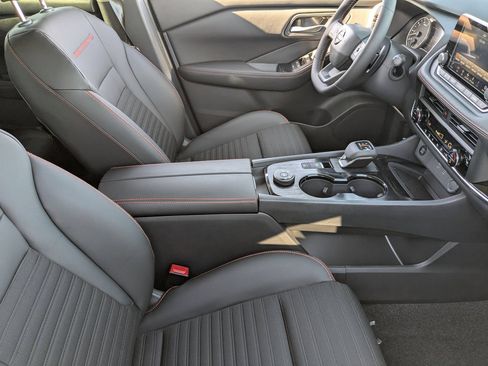 New 2026 Nissan Rogue SV AWD/4WD image 29