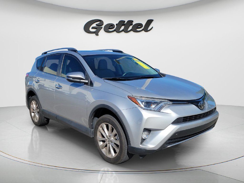Used 2018 Toyota RAV4 Limited FWD image 2