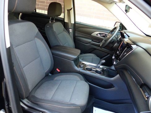 Used 2020 Chevrolet Traverse LS w/ LPO, Floor Liner Package AWD/4WD image 44