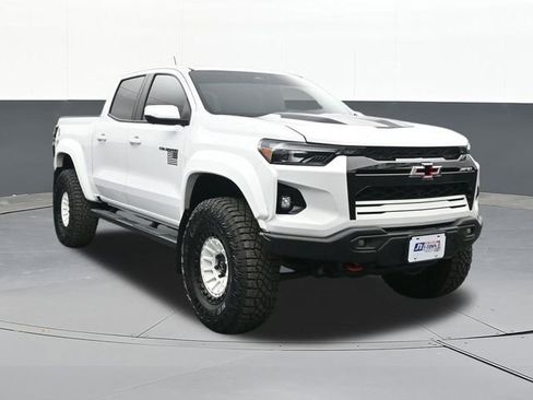 Used 2024 Chevrolet Colorado ZR2 w/ ZR2 Bison Edition image 23