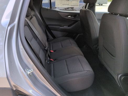 New 2026 Chevrolet Equinox LT w/ Safety and Technology Package FWD image 24