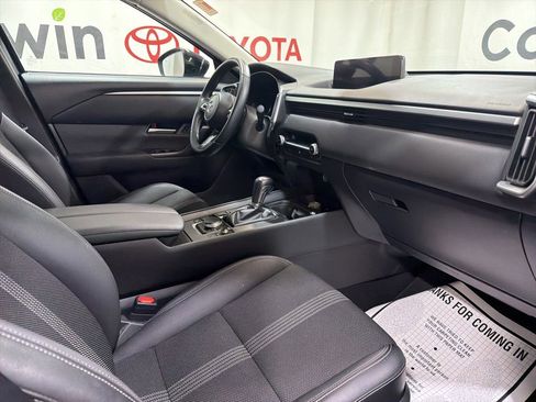 Used 2025 MAZDA CX-50 AWD 2.5 S w/ Preferred Package image 11
