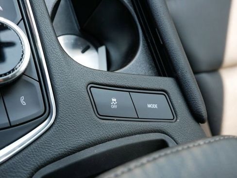 Used 2024 Cadillac XT6 Sport w/ LPO, Onyx Lite Package image 19