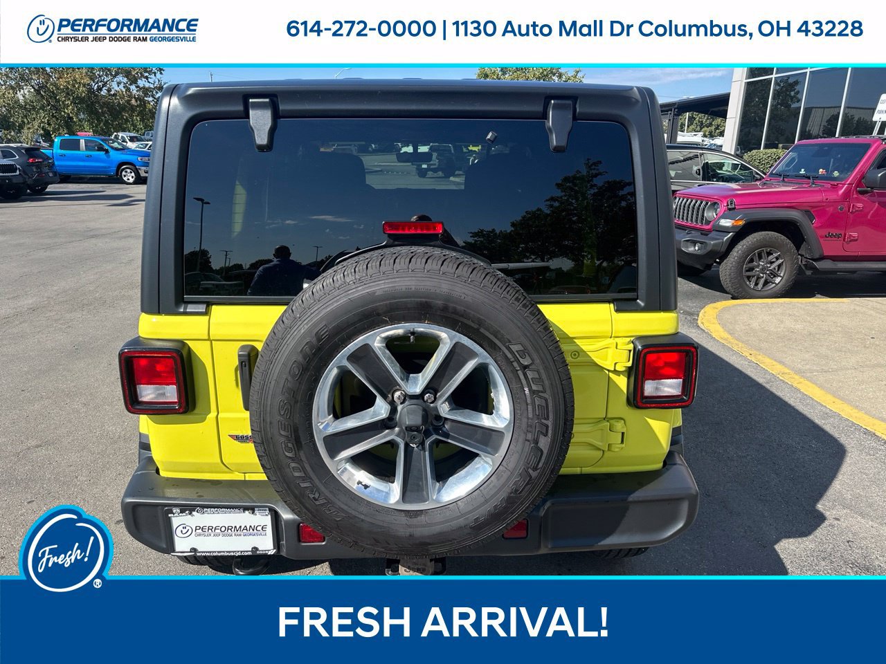 Used 2023 Jeep Wrangler Unlimited Sahara w/ Cold Weather Group AWD/4WD image 5