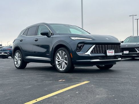 New 2026 Buick Envision Avenir AWD/4WD image 2