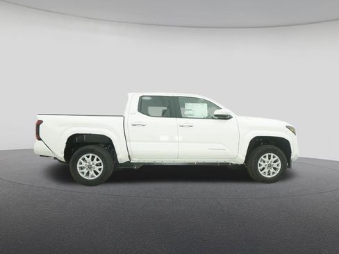New 2025 Toyota Tacoma SR5 AWD/4WD image 27