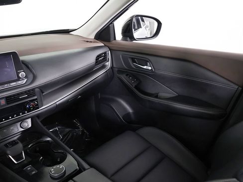 Used 2023 Nissan Rogue SV w/ SV Premium B Package AWD/4WD image 35