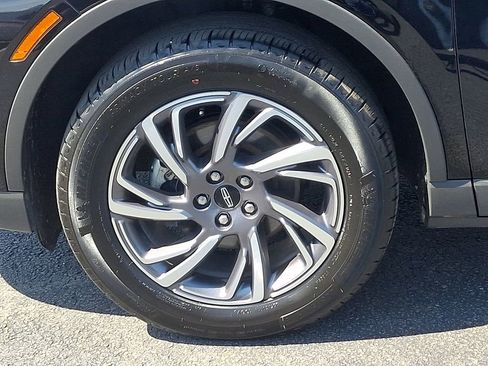 Certified 2023 Lincoln Corsair AWD image 8