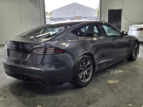 Used 2022 Tesla Model S image 4